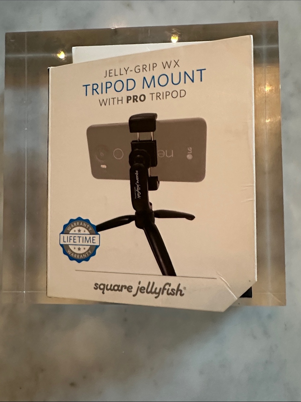 Square Jellyfish, tripod mount